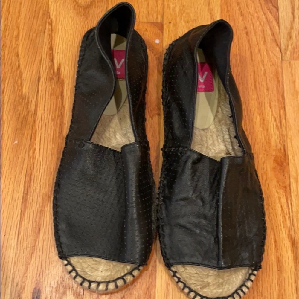 DV dolce vita women’s espadrilles ! Flat sandals